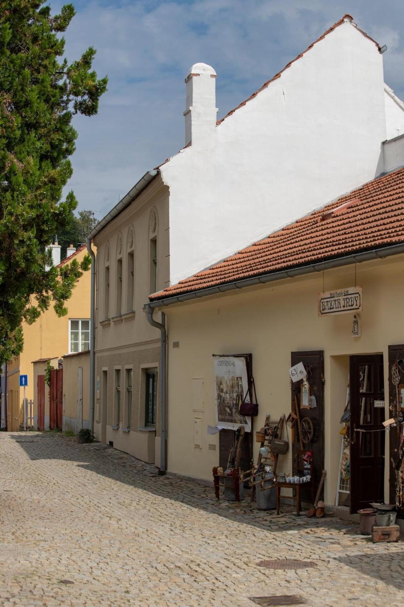 Apartman V Trebici Lägenhet Exteriör bild